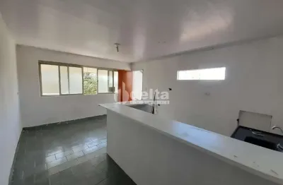 Casa residencial disponível para venda no bairro presidente roosevelt em uberlândia-mg