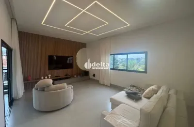 Casa residencial disponível para locação e venda no bairro cidade jardim em uberlândia-mg