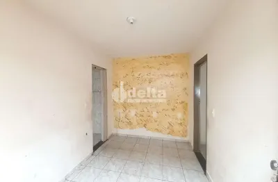 Casa residencial disponível para venda no bairro brasil em uberlândia-mg