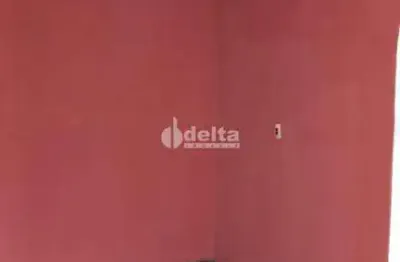 Casa residencial disponível para venda no bairro santa mônica em uberlândia-mg