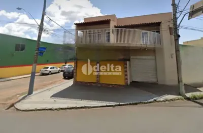 Casa residencial disponível para venda no bairro custódio pereira em uberlândia-mg