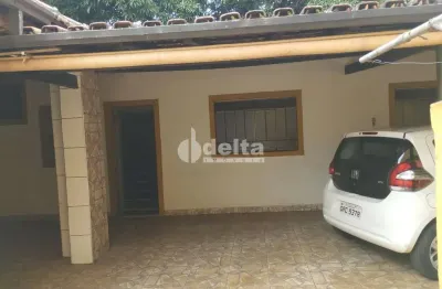 Casa residencial disponível para venda no bairro nossa senhora aparecida em uberlândia-mg
