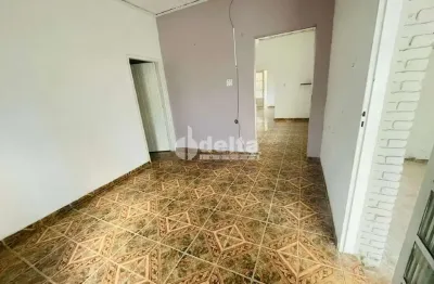 Casa residencial disponível para venda no bairro jaraguá em uberlândia-mg