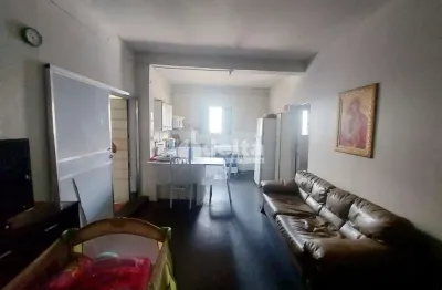 Casa residencial disponível para venda no bairro nossa senhora aparecida em uberlândia-mg