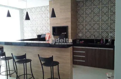 Casa residencial disponível para venda no bairro santa mônica em uberlândia-mg