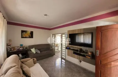 Casa residencial disponível para venda no bairro segismundo pereira em uberlândia-mg