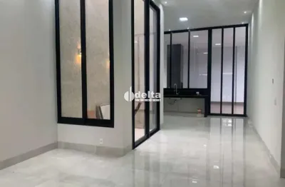 Casa residencial com 3 quartos sendo 1 suíte disponível para venda no bairro jardim botânico em uberlândia - mg.