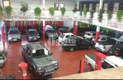 Galpão disponível para venda no bairro daniel fonseca em uberlândia-mg