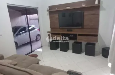 Casa residencial disponível para venda no bairro luizote de freitas em uberlândia mg