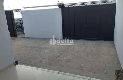 Casa residencial  disponível para venda no bairro santa mônica em uberlândia-mg