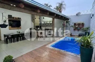 Casa residencial disponível para venda no bairro chácaras tubalina e quartel em uberlândia-mg.