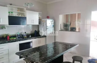 Casa residencial disponível para venda no bairro cidade jardim  em uberlândia-mg