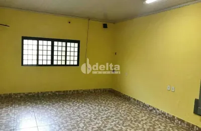 Galpão disponível para venda no bairro martins em uberlândia-mg
