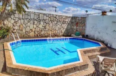 Casa residencial disponível para venda no bairro brasil em uberlândia-mg