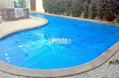 Casa no condomínio gavea hill 1 disponível para venda em uberlândia-mg