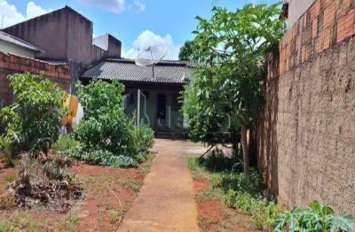 Casa residencial  disponível para venda no bairro santa mônica em uberlândia-mg