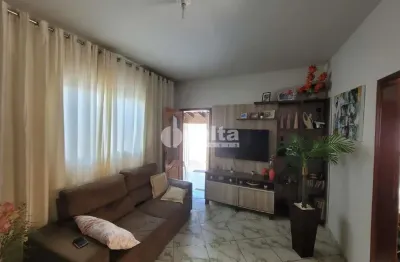 Casa residencial disponível para venda no bairro morumbi em uberlândia-mg