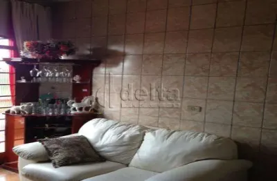 Casa residencial disponível para locação e venda no bairro jardim brasília em uberlândia-mg