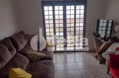 Casa residencial disponível para venda no bairro tibery em uberlândia-mg