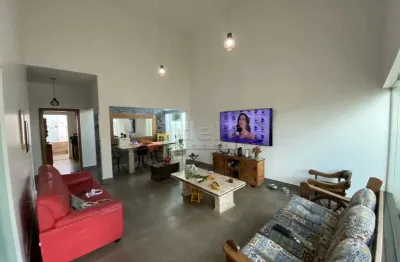 Casa residencial disponível para venda no bairro Santa Rosa em Uberlândia-MG