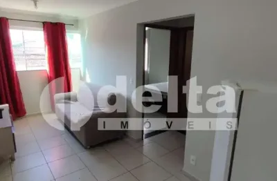 Apartamento mobiliado disponível para locação e venda no bairro segismundo pereira em uberlândia-mg