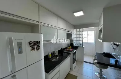 Apartamento disponível para venda no bairro santa mônica em uberlândia-mg