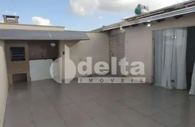 Cobertura disponível para locação e venda no bairro novo mundo em uberlândia-mg