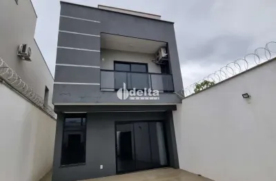 Casa disponível para venda no bairro novo mundo em uberlândia mg