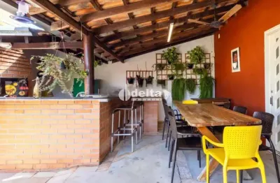 Casa disponível para venda no bairro vigilato pereira em uberlândia mg