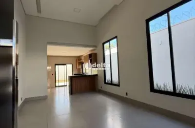 Casa residencial com 3 suítes disponível para venda no bairro vigilato pereira em uberlândia - mg.