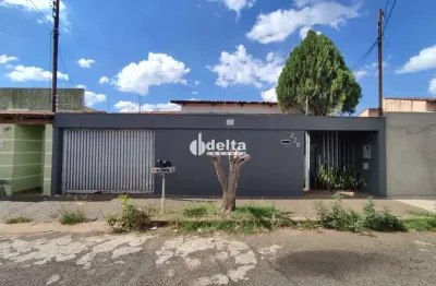 Casa residencial com 3 quartos e 1 suíte disponível para locação e venda no bairro planalto em uberlândia-mg