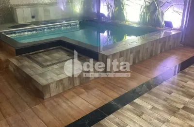 Casa residencial disponível para venda no bairro jardim inconfidência em uberlândia-mg