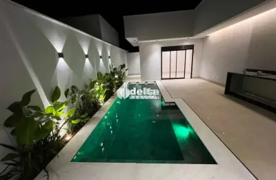 Casa no condomínio splendido disponível para venda em uberlândia-mg