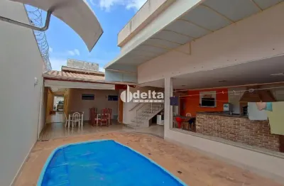 Casa disponível para venda no bairro brasil em uberlândia mg