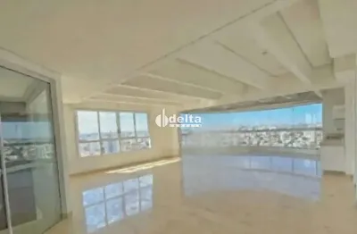 Cobertura com 5 quartos sendo 2 suítes disponível para locação e venda no bairro lidice em uberlândia-mg