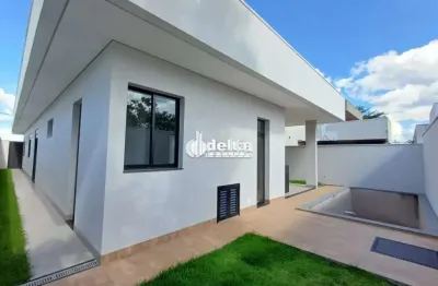 Casa em condomínio com 3 suítes disponível para venda no bairro jardim botânico em uberlândia - mg.