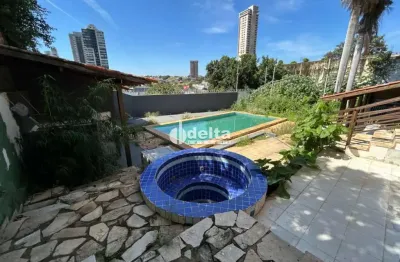 Casa residencial disponível para locação e venda no bairro tabajaras em uberlândia-mg