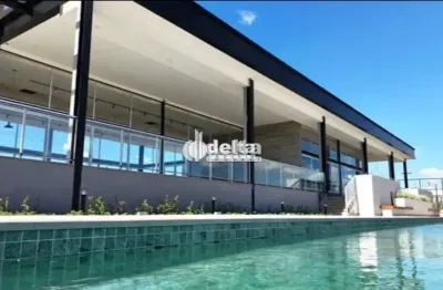 Terreno em condomínio disponível para venda no bairro portal do valle ii em uberlândia-mg