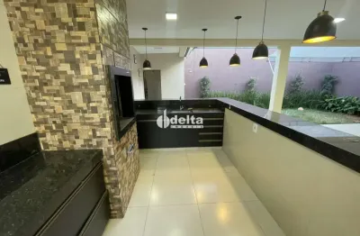 Casa residencial disponível para locação no bairro roosevelt em uberlândia-mg.