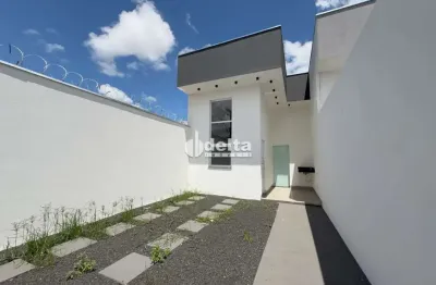 Casa disponível para venda no bairro santa mônica em uberlândia-mg