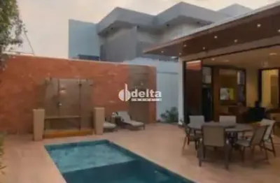Casa em condomínio disponível para locação e venda no bairro granja marileusa em uberlândia-mg