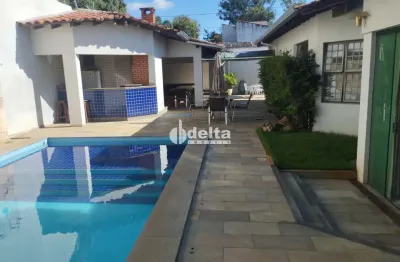 Casa residencial disponível para venda no bairro cidade jardim em uberlândia-mg