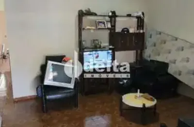 Casa disponível para venda no bairro martins em uberlândia mg