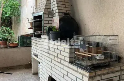 Casa residencial disponível para venda no bairro cazeca em uberlândia-mg