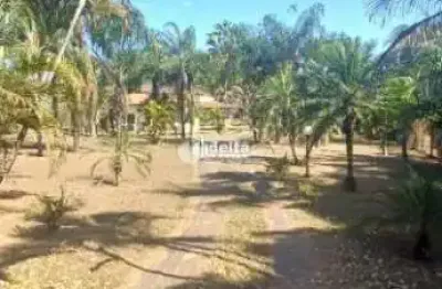 Casa no condomínio morada do sol disponível para venda em uberlândia-mg