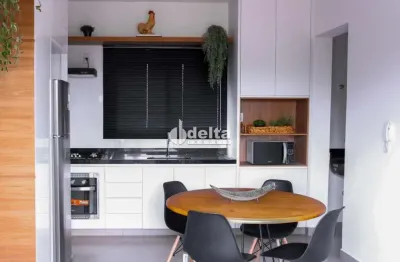 Apartamento mobiliado disponível para venda no bairro alto umuarama em uberlândia-mg