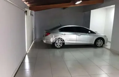 Casa disponível para locação no bairro jardim das palmeiras em uberlândia-mg