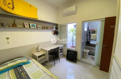 Casa disponível para venda no bairro cidade jardim em uberlândia mg