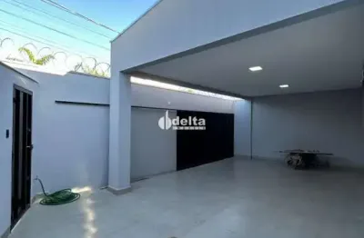 Casa disponível para venda no bairro jardim inconfidência em uberlândia mg