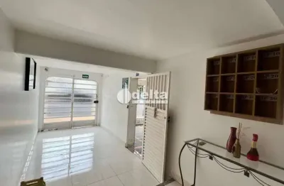 Apartamento disponível para venda no bairro aparecida em uberlândia-mg